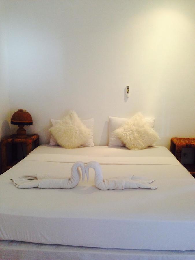 Good For Ya Knee Hostel & Bungalows (Adults Only) Gili Trawangan Exteriör bild